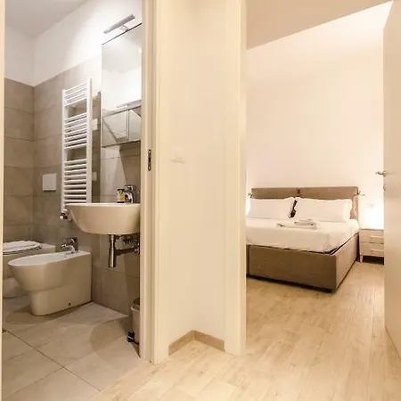 Apartment Colonna Bologna, Under The Two Towers *