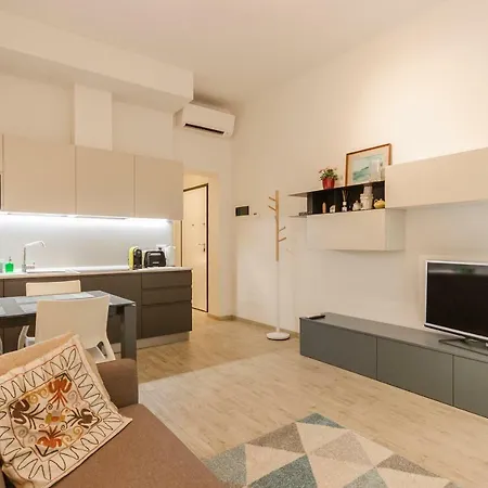 Colonna Bologna, Under The Two Towers Appartement *
